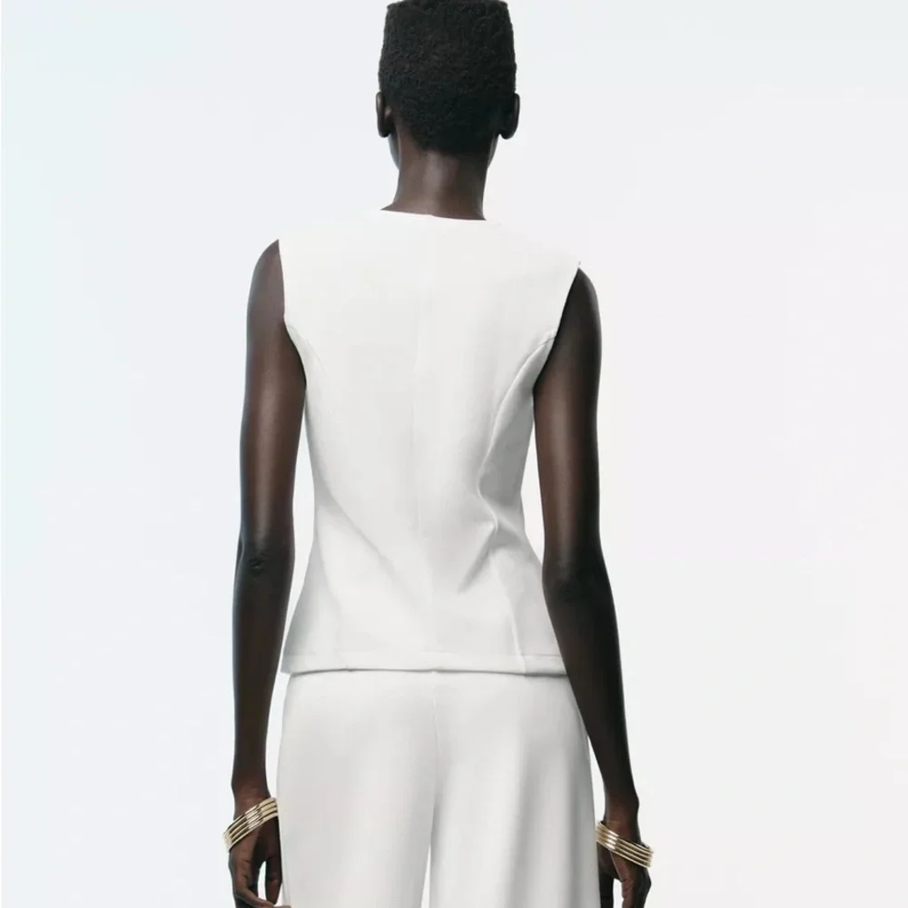 Zara White Top with Gold Button V neck vest size M - Picture 3 of 11